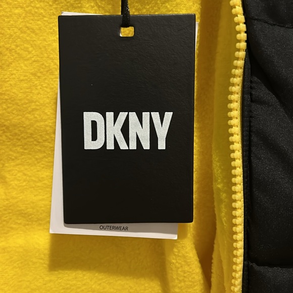 NWT DKNY $85 Zip Up Black Yellow Hooded Puffer Snowsuit NEW - Picture 2 of 9